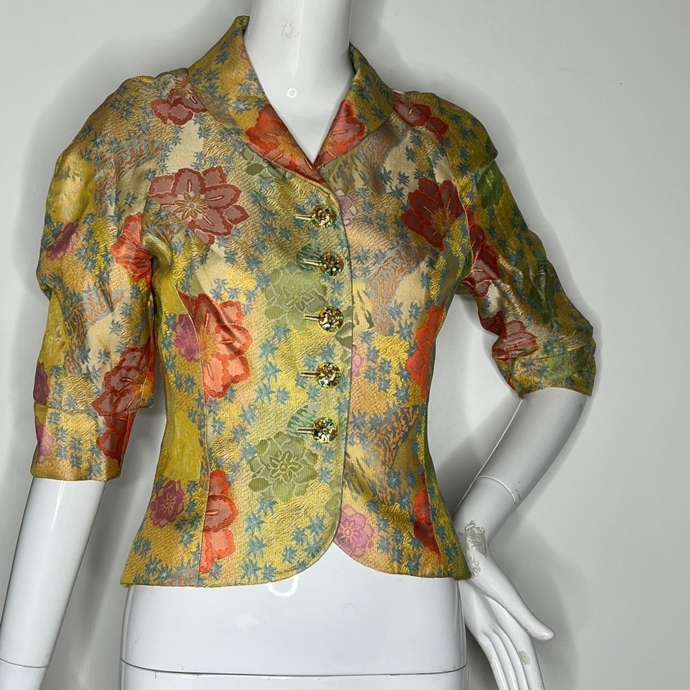 Christian Lacroix Sz 38 (4) Silk Brocade Fitted 3/4 Sleeve Button Front Jacket